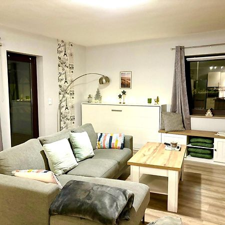 Grosse Wohnkueche, Terrasse, Schlafzimmer Am Steinhuder Meer, Wlan, Parkplatz, Fussbodenheizung, 70Qm Wunstorf Buitenkant foto